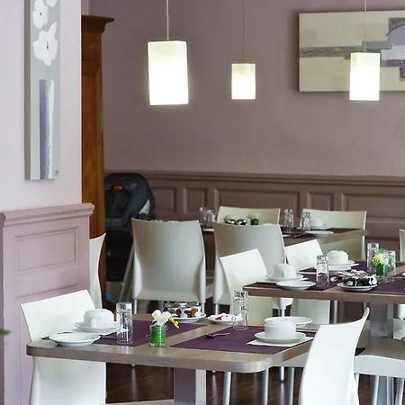 Brit Le Surcouf Hotel 3*